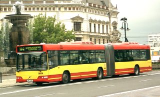 Volvo #8084 jako linia 144, pl. Pierwszego Maja