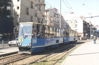 Skład 2383+2227 jako linia 3, ul. Kazimierza Wielkiego