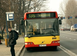 Volvo #8081 jako linia 135, ul. Sucha