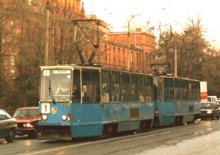 Skład 2370+2369 jako linia 1, ul. Skłodowskiej-Curie