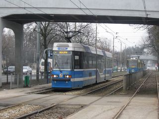 Protram 205WrAs #2708 na linii 4, ul. Z. Wróblewskiego, 2009.03.02