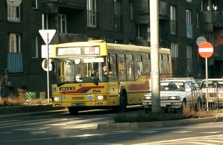 Gniot #9544 jako linia N w czasie zjazdu awaryjnego, ul. Nowy Świat