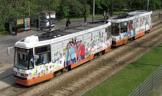 Skład 2272+2273 na linii 70, ul. Z. Wróblewskiego, 2009.04.27