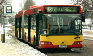 Volvo #8077 jako linia 135, ul. Sucha