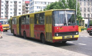 Ikarus #5293 jako awaryjny, ul. Dworcowa