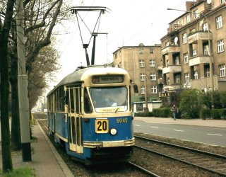 102Na #2042 jako linia 20, al. Hallera