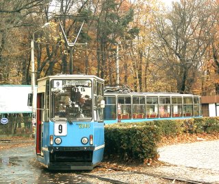 Skład 2240+2241 jako linia 9, pętla Sępolno