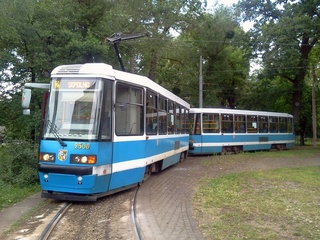 Skład 2500+2501 na pętli Krzyki, 5.07.2015 r.