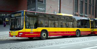 MAN 4400 na linii 114, przystanek końcowy przy pl. Dominikańskim.