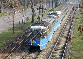 Skład 2558+2557 jako linia 0 na objeździe, ul. Z. Wróblewskiego, 2008.11.14