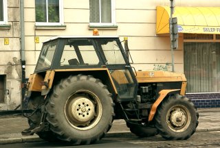 Ursus #1222, ul. Piastowska