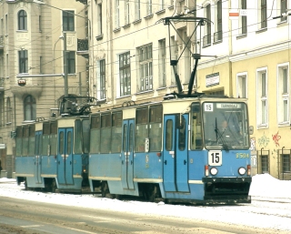 Skład 2504+2505 jako linia 15, ul. Stawowa