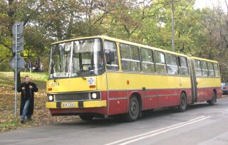 Ikarus #5284 jako linia 331, pętla Osobowice