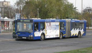 Jedyny w Polsce jeżdżący autobus tego typu na linii 122, Nowy Dwór, 2008.10.31