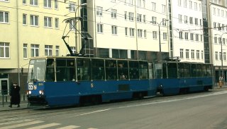 Skład 2486+2487 jako linia 22, ul. Piłsudskiego