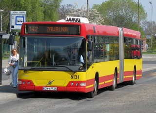 Przegubowe Volvo #8131 na linii 142, Nowy Dwór, 2010.04.24