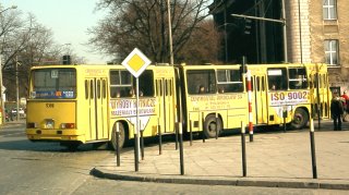 Ikarus #5302 jako linia 135, ul. Sucha/ul.Joannitów