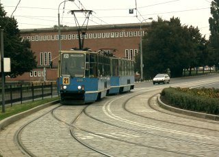 Skład 2242+2243 jako linia 21, ul. Nowy Świat