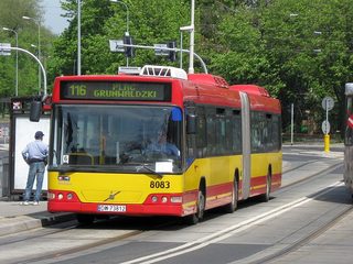 Volvo #8083 na linii 116, al. J. Kochanowskiego, 2009.04.27