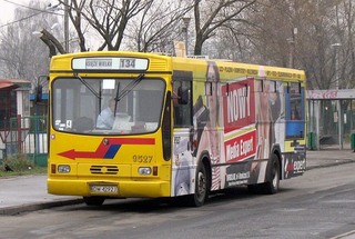 Gniot #9527 w reklamie na linii 134, Nowy Dwór, 2008.12.13