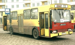 M11 #6073 jako zatramwaj linii 711, pętla Kromera