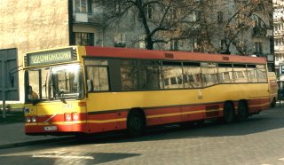 Volvo #8043 jako linia 122, ul. Dworcowa