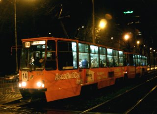 Skład 2270+2271 jako linia 14, ul. Powstańców Śląskich