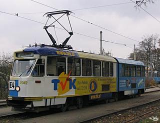 102Na #2042 jako linia E4, pętla Osobowice, 2004.11.01