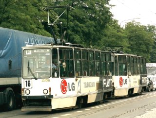 Skłąd 2358+2357 jako linia 16, ul. Skłodowskiej-Curie