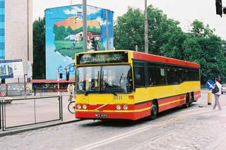 Volvo #8031 jako linia 127, ul. Tęczowa