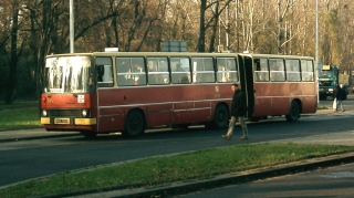 Ikarus #5153, pętla Krzyki
