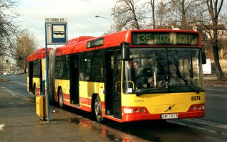 Volvo #8074 jako linia 135, ul. Sucha