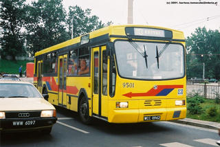 Gniot #9501 jako linia 113, ul. Peronowa