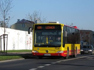 #7331 na linii 409 podąża na Leśnicę, ul. Rogowska, 2008.11.09