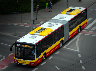 MAN 4606 jako linia 146, ul. Borowska przy skrzyżowaniu z Suchą.