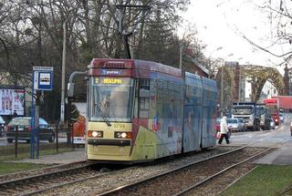 Niskopodłogowy Protram #2704 na linii 2, ul. Z. Wróblewskiego, 2008.12.02
