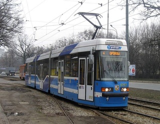 Protram 205WrAs #2707 na linii 4, ul. Z. Wróblewskiego, 2009.03.02