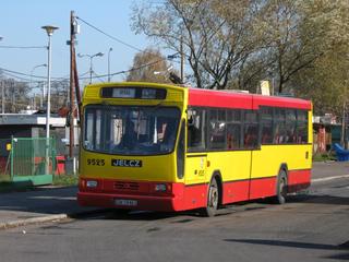 #9525 na 134 szykuje się do odjazdu, Nowy Dwór, 2008.11.09