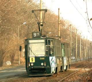 Skład 2446+2445 jako linia 9, ul. Mickiewicza
