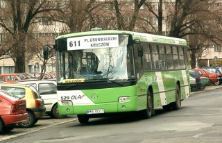Mercedes #529 jako linia 611, ul. Norwida