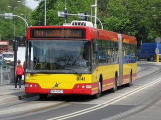 Volvo #8141 na linii 141, al. J. Kochanowskiego, 2009.04.27