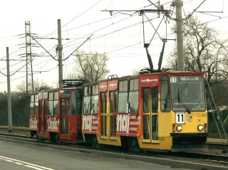 Skład 2300+2301 jako linia 11, ul. Toruńska