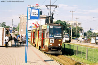 Skład 2492+2493 jako linia 21, pl. Strzegomski