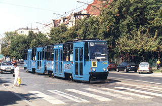 Skład 2546+2547 jako linia 16, ul. Skłodowskiej-Curie