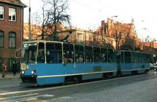 Skład 2467+2438 jako linia 10, ul. Skłodowskiej-Curie