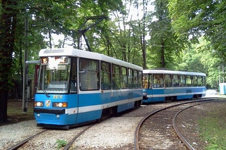 Skład 2276+2359 na pętli Park Południowy, 12.07.2015 r.