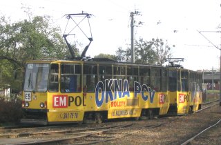 Skład 2436+2435 jako linia E5, pętla Osobowice
