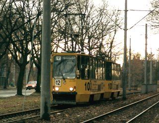 Skład 2338+2337 jako linia 12, al. Paderewskiego